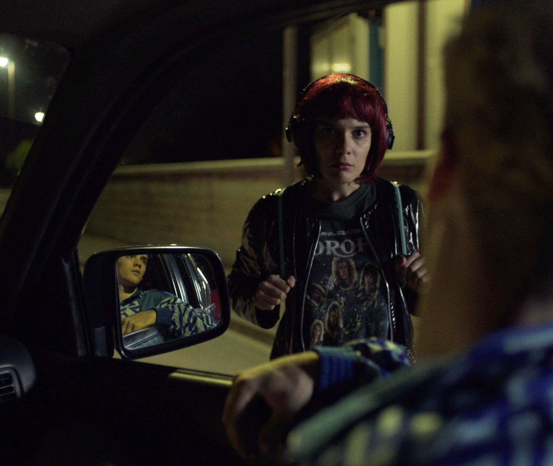 love-passing-by_stills-05