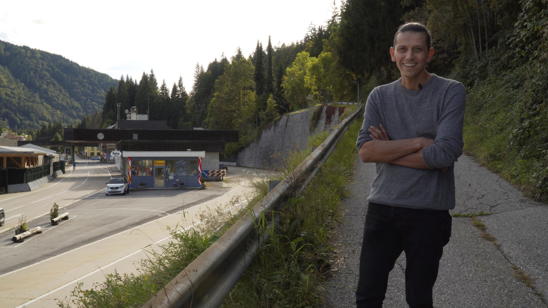 one-corner-of-paradise_stills-05